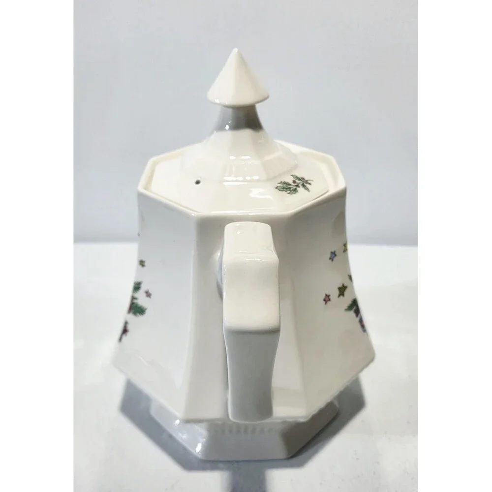 Vintage Nikko Christmastime Tea Pot with Lid Octogon Made in Japan *READ*